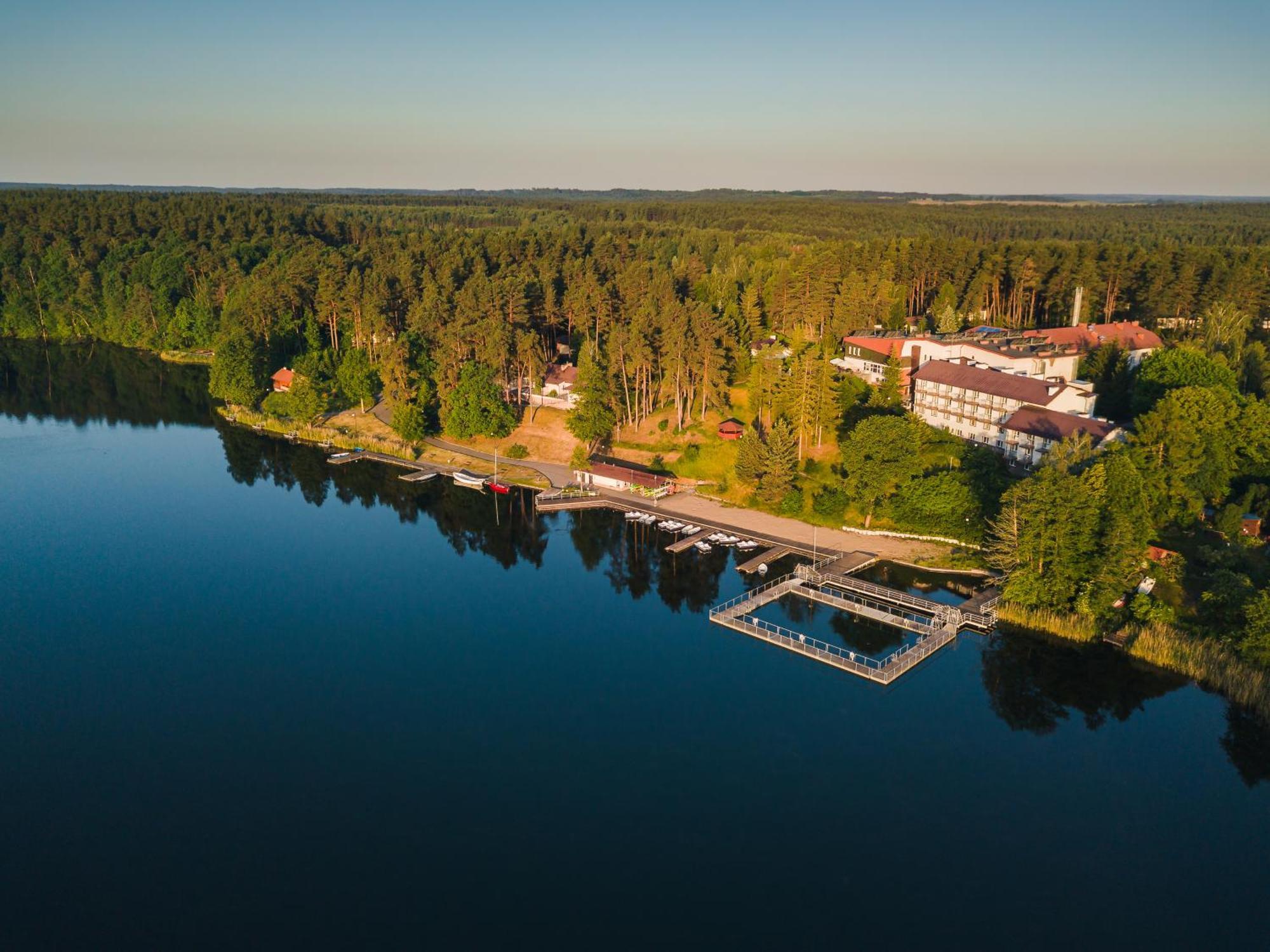 Rewita Waplewo Hotel Maroz Buitenkant foto