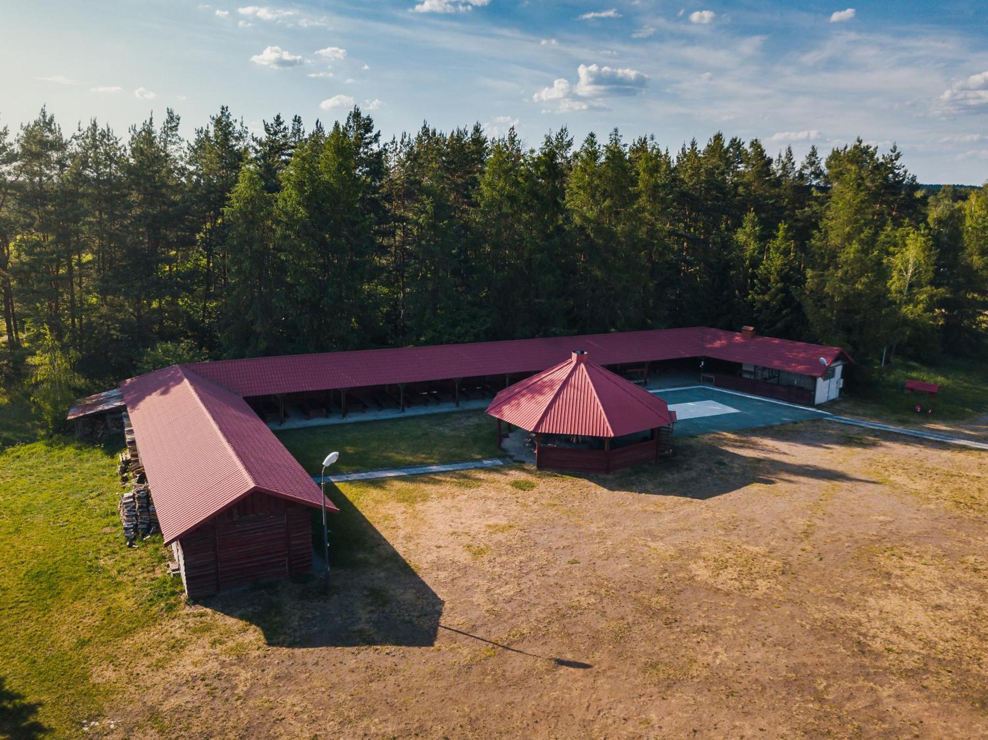 Rewita Waplewo Hotel Maroz Buitenkant foto
